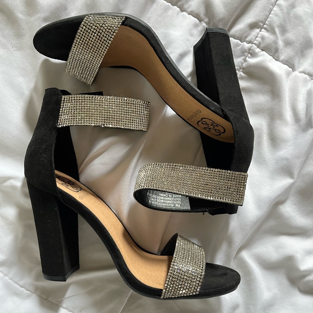 Daisy Fuentes Heels